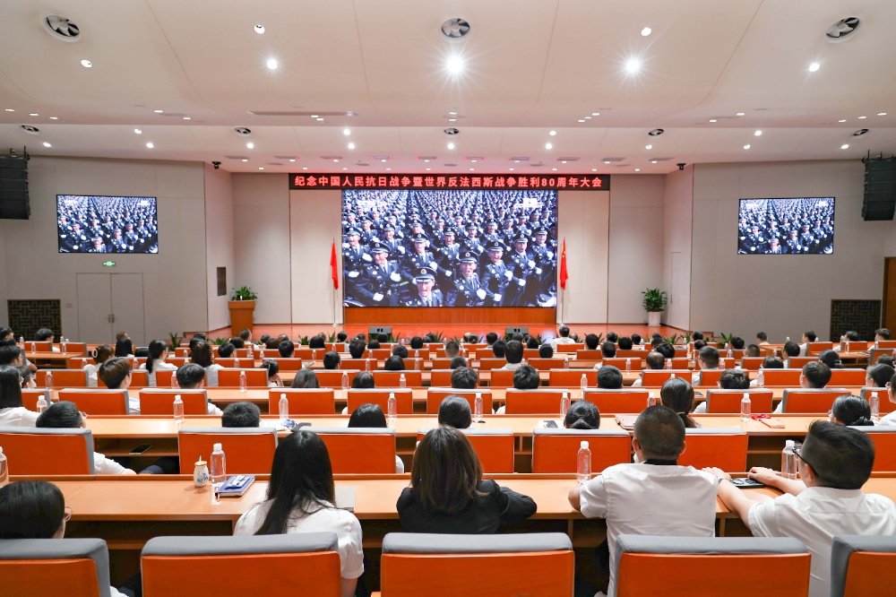 閱兵儀式-網(wǎng)站新聞1