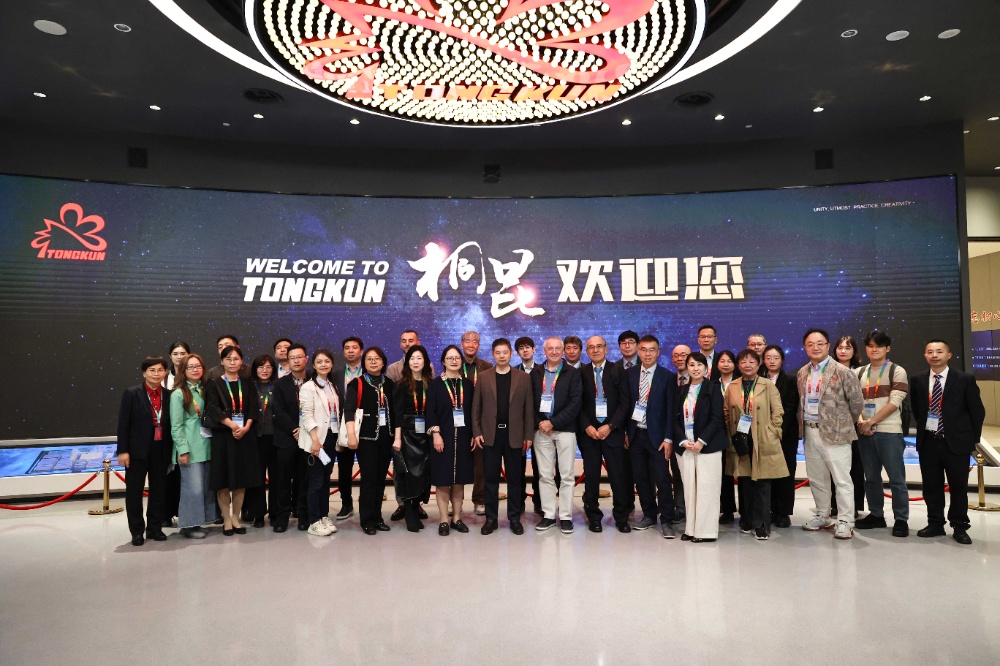 ISO/TC38/CAG主席顧問團參訪桐昆