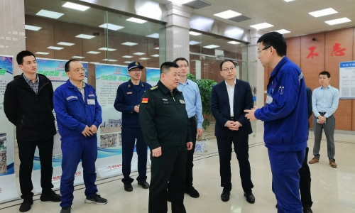 嘉興市委常委、軍分區政委于昕蒞臨桐昆嘉興石化節前檢查