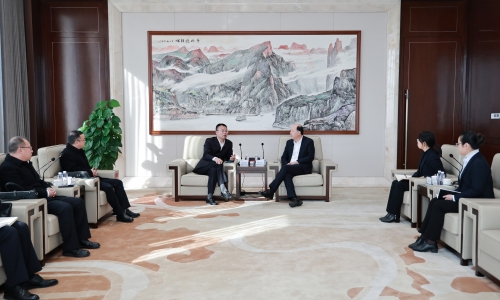 工商銀行嘉興分行行長蔣順根一行蒞臨桐昆調研