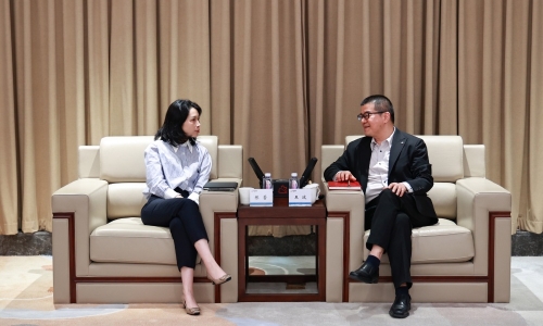 招商銀行杭州分行行長王波蒞臨桐昆調研